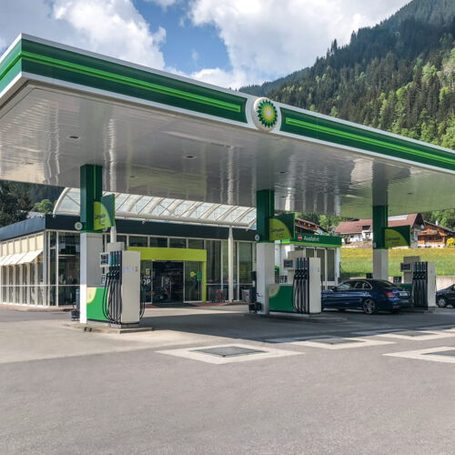 Tankstellendach- und Fassaden-Verkleidung